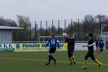 Bild 197 - Frauen Union Tornesch - Victoria : Ergebnis: 4:2